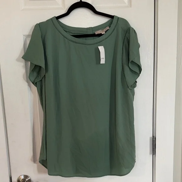 LOFT Sage Green Women's Blouse Plus size - Picture 1 of 4